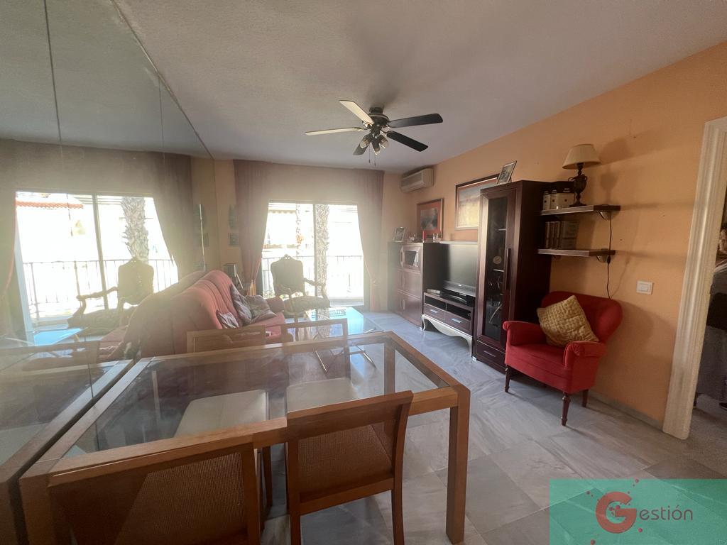 For sale of flat in Salobreña
