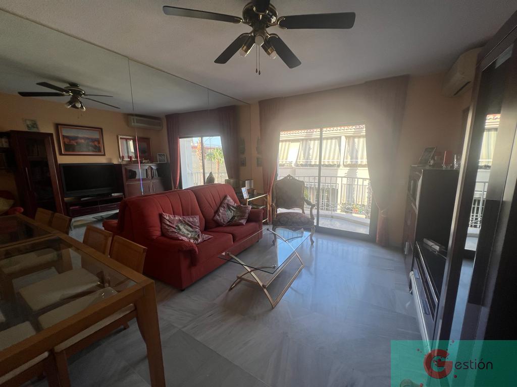 For sale of flat in Salobreña