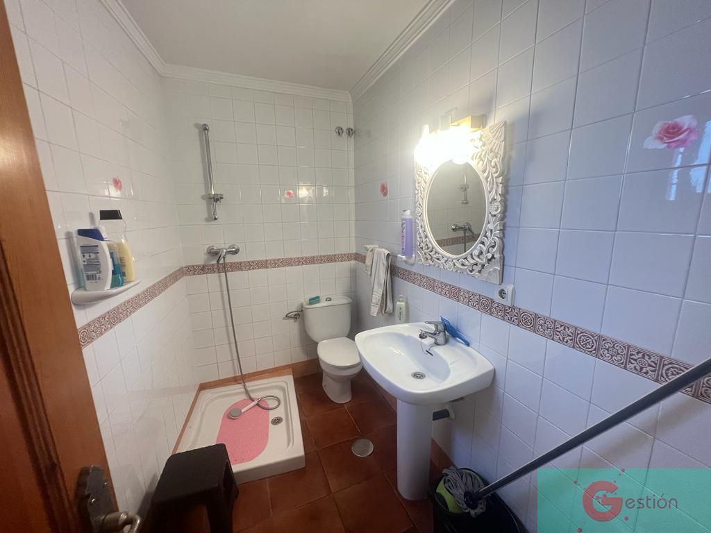 For sale of house in Salobreña