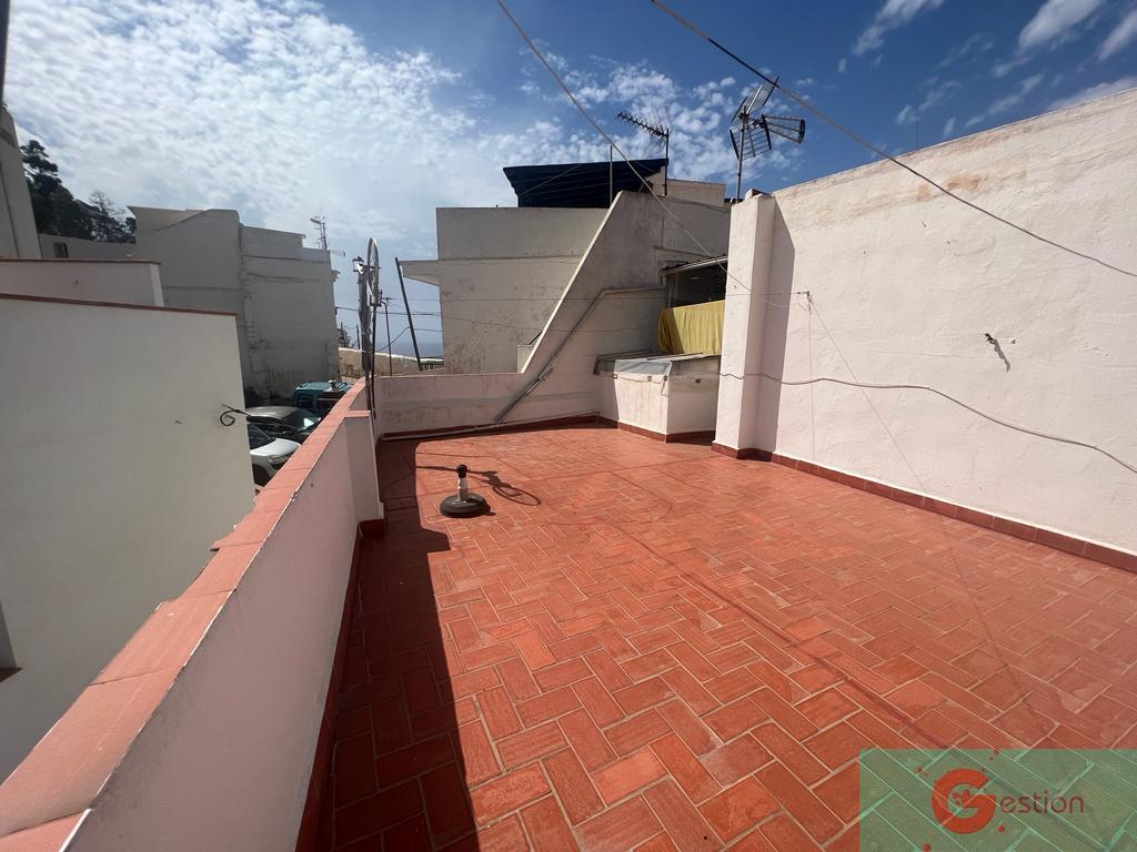 For sale of house in Salobreña