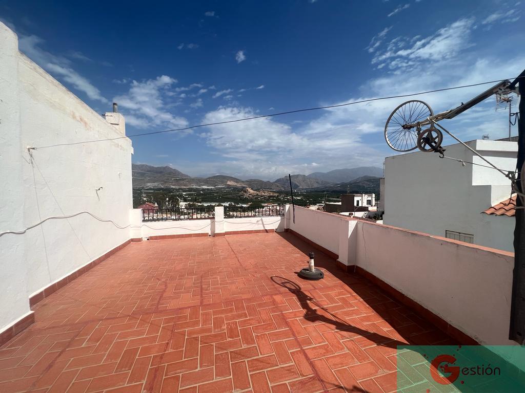 For sale of house in Salobreña