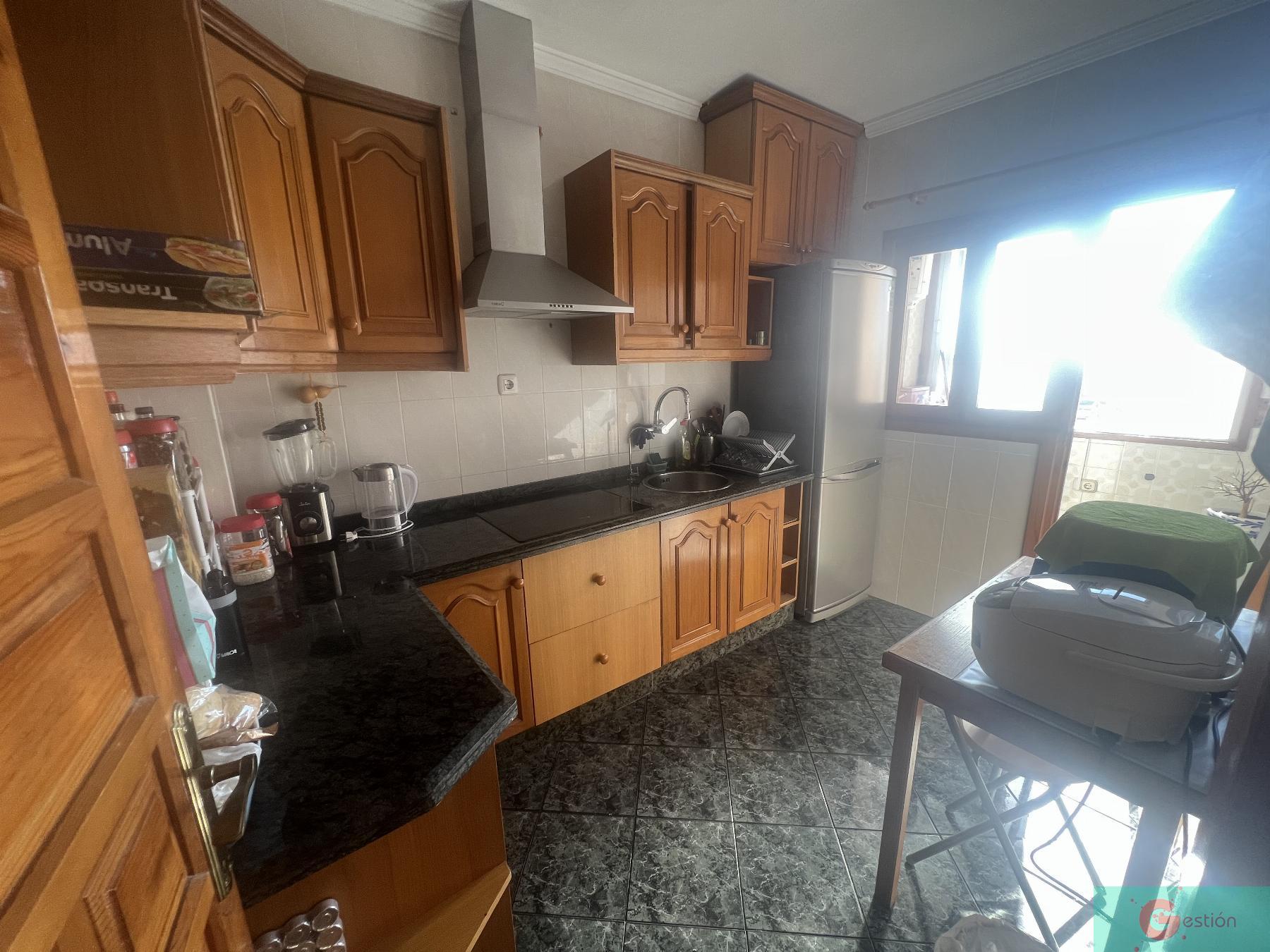 For sale of flat in Salobreña