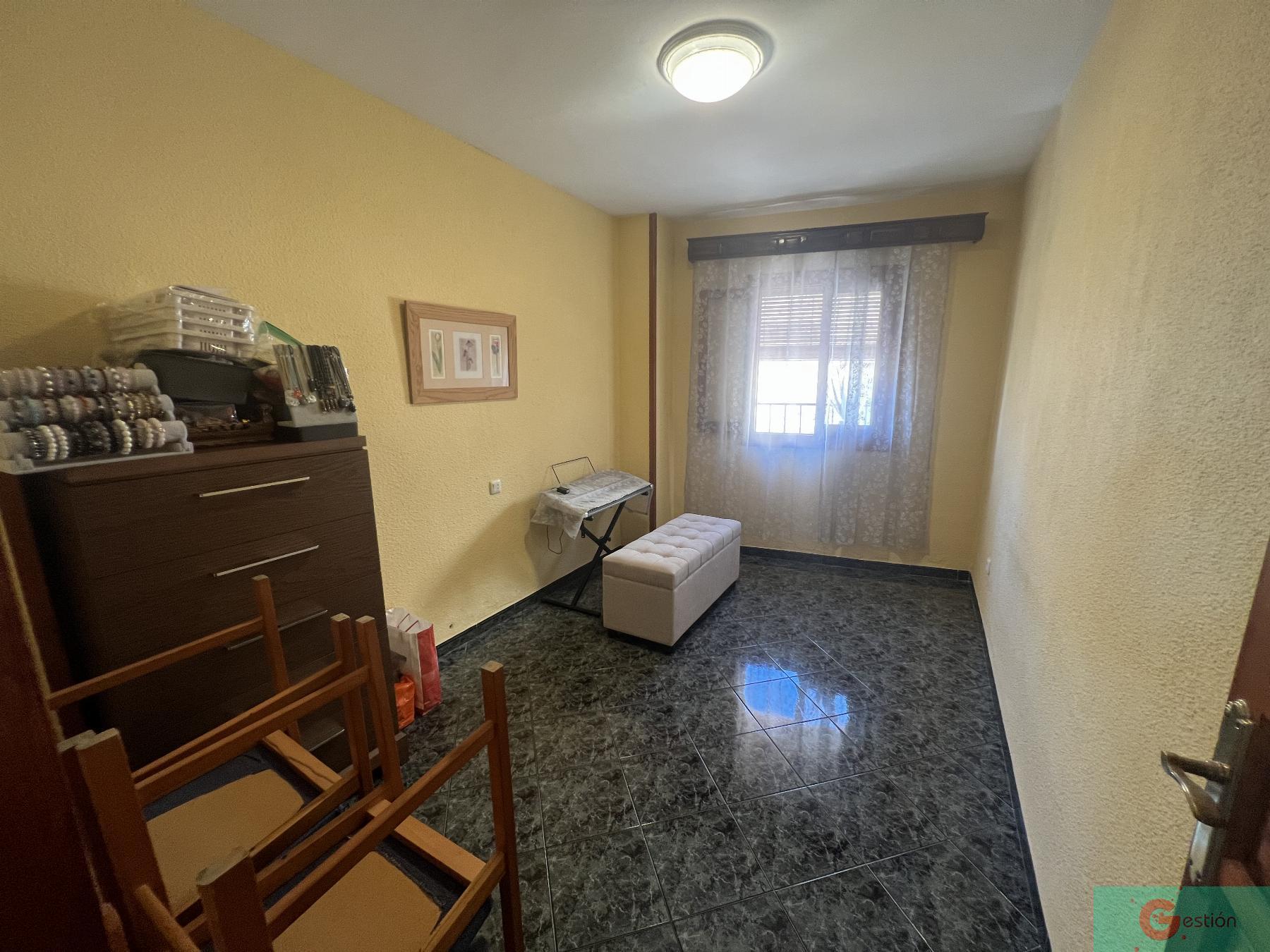 For sale of flat in Salobreña