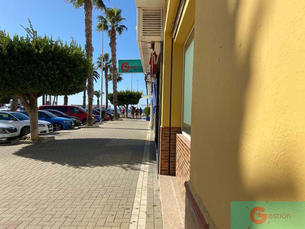 For rent of commercial in Salobreña