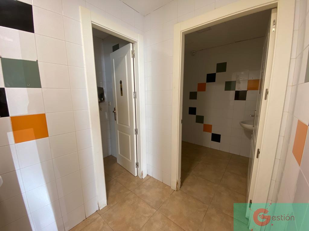 For rent of commercial in Salobreña