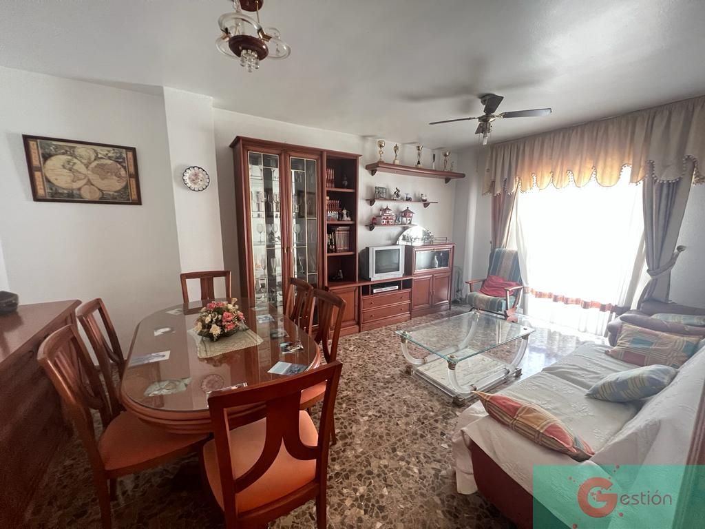 For sale of flat in Salobreña