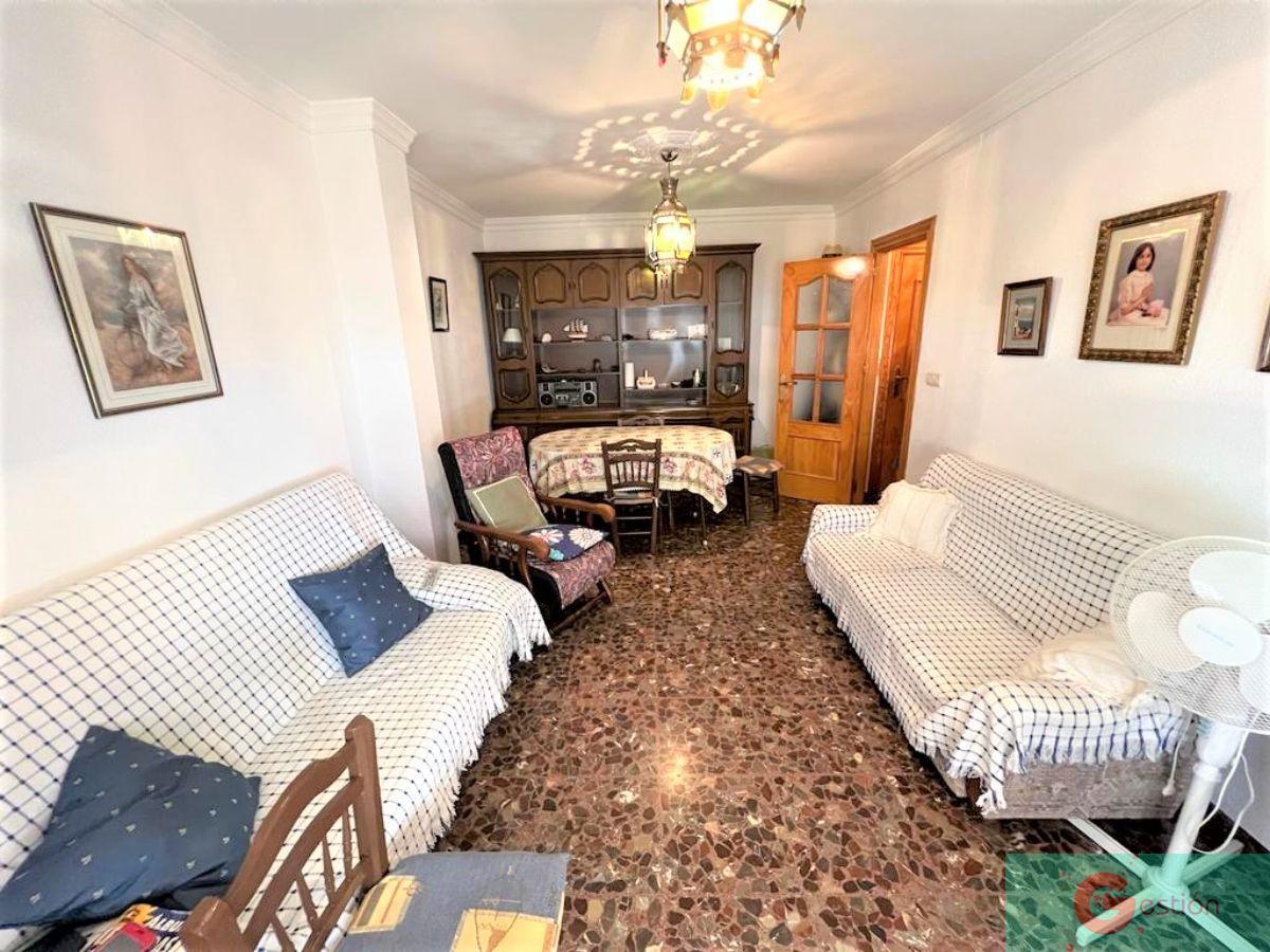 For sale of flat in Salobreña