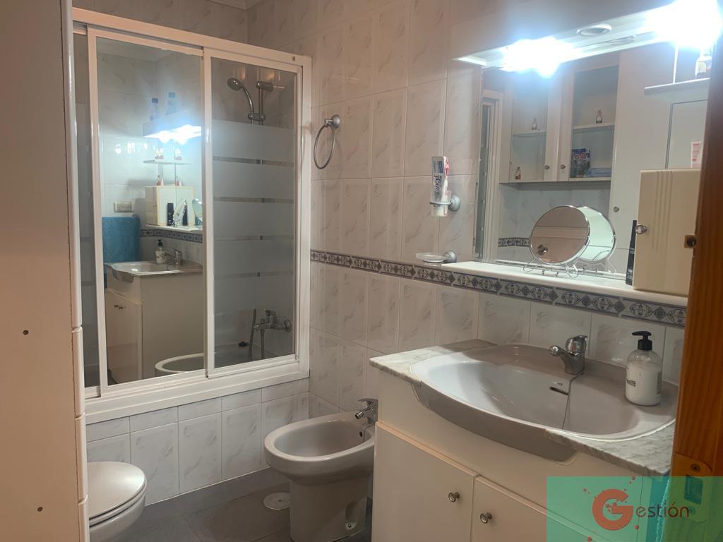 For sale of flat in Salobreña