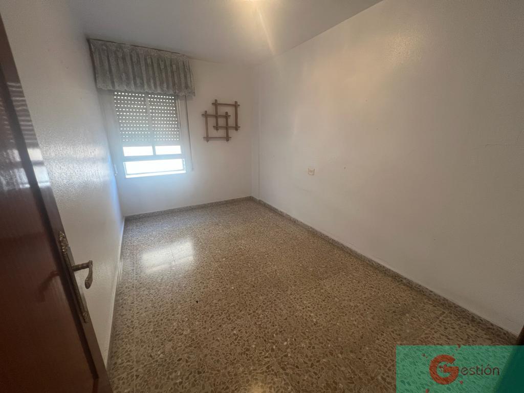 For sale of flat in Salobreña