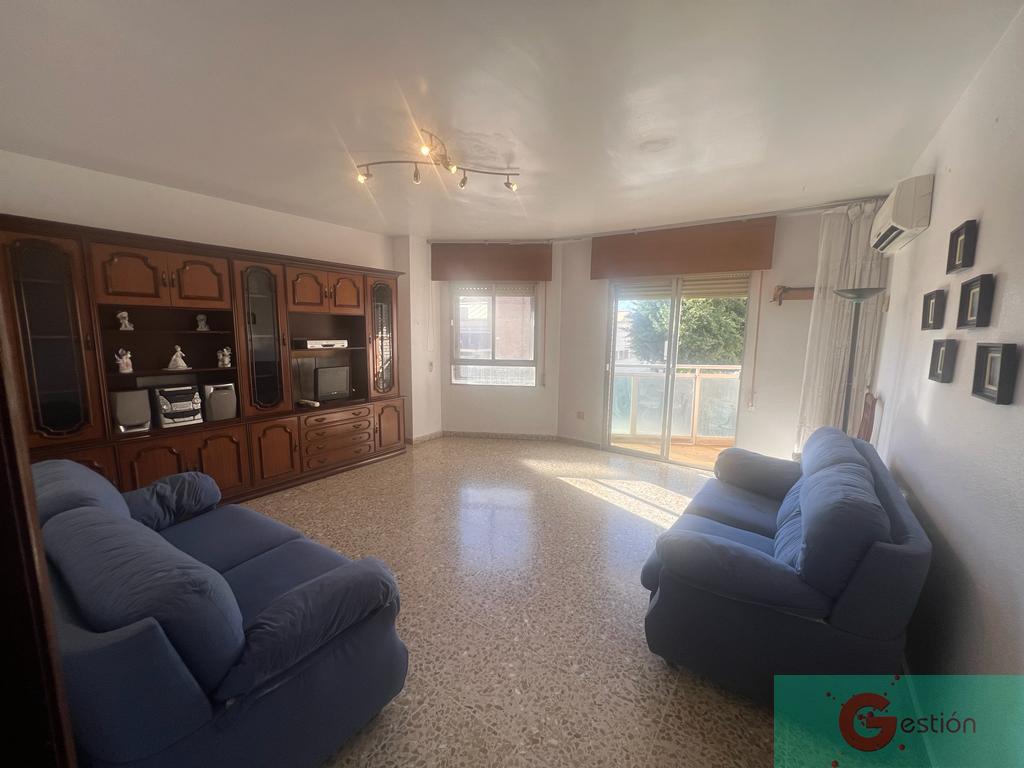 For sale of flat in Salobreña