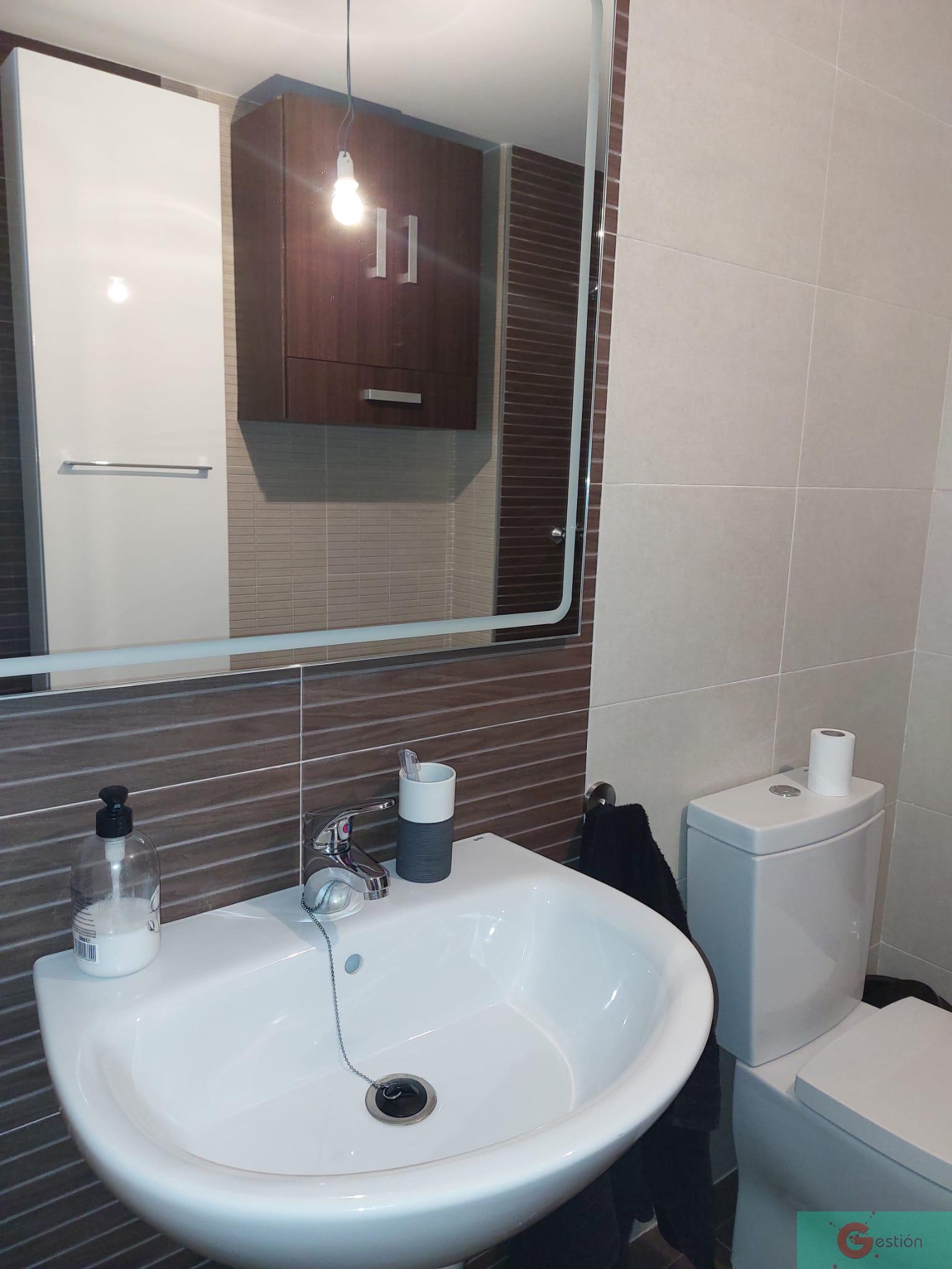 For sale of flat in Salobreña