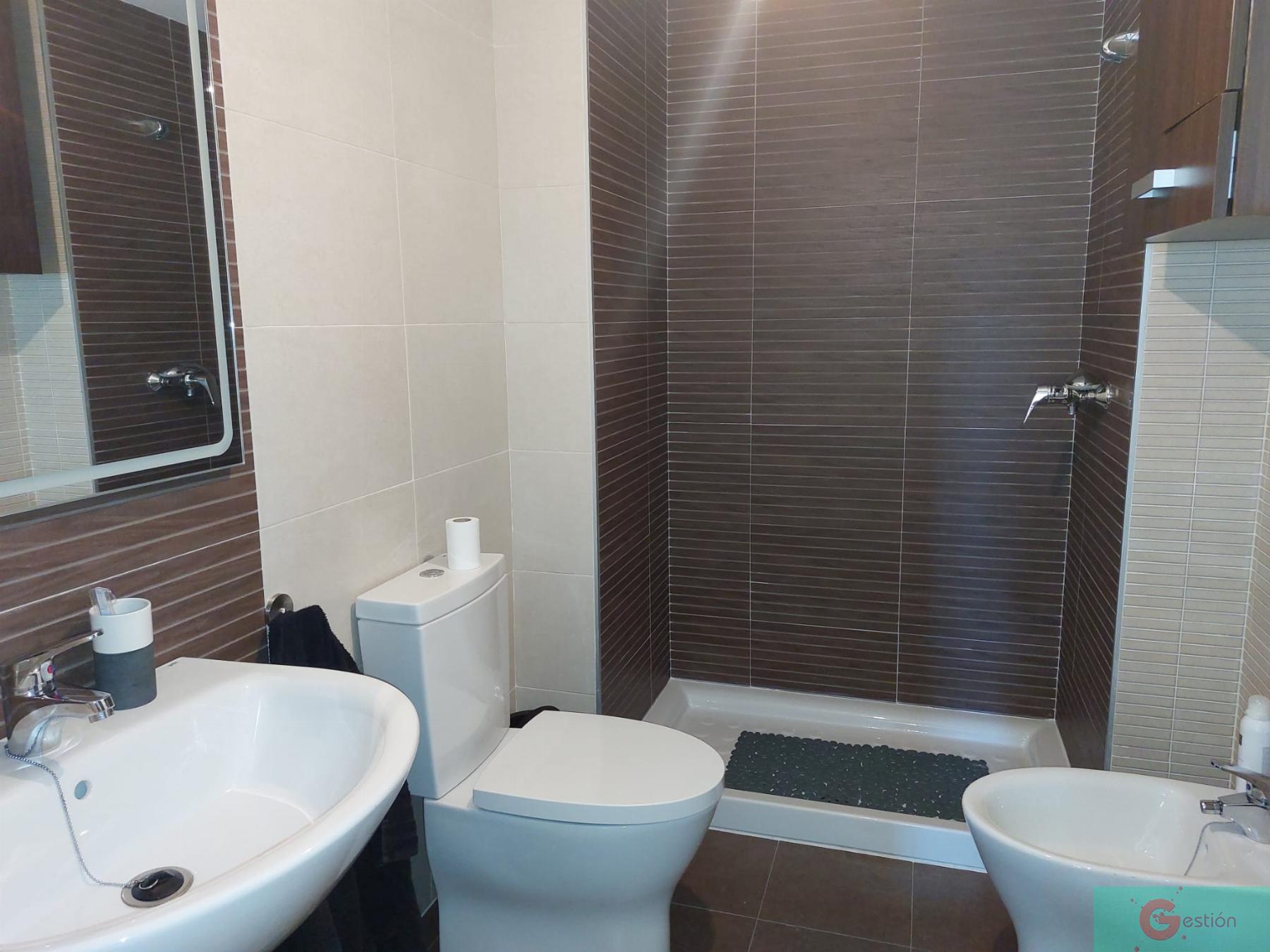 For sale of flat in Salobreña