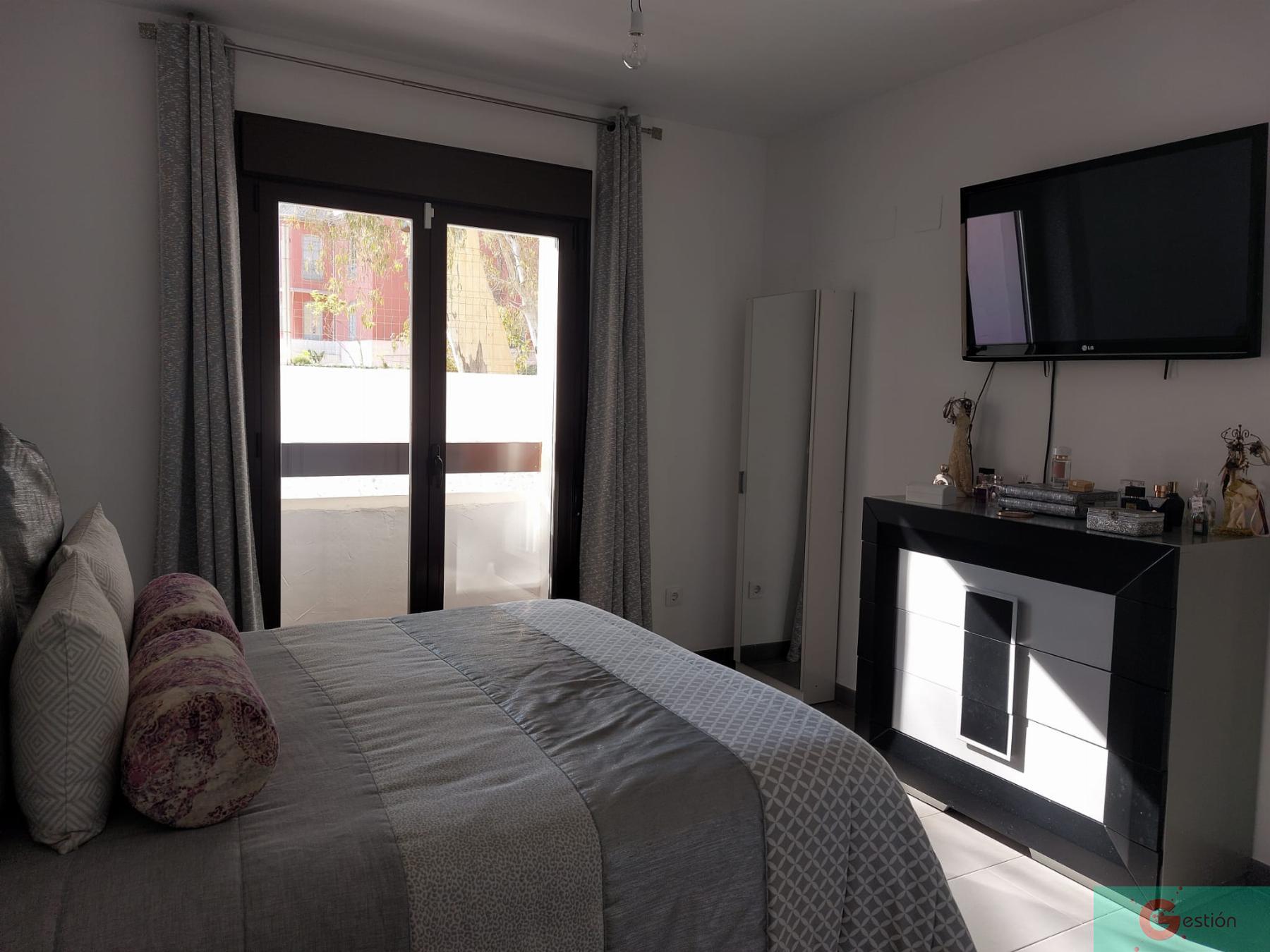 For sale of flat in Salobreña