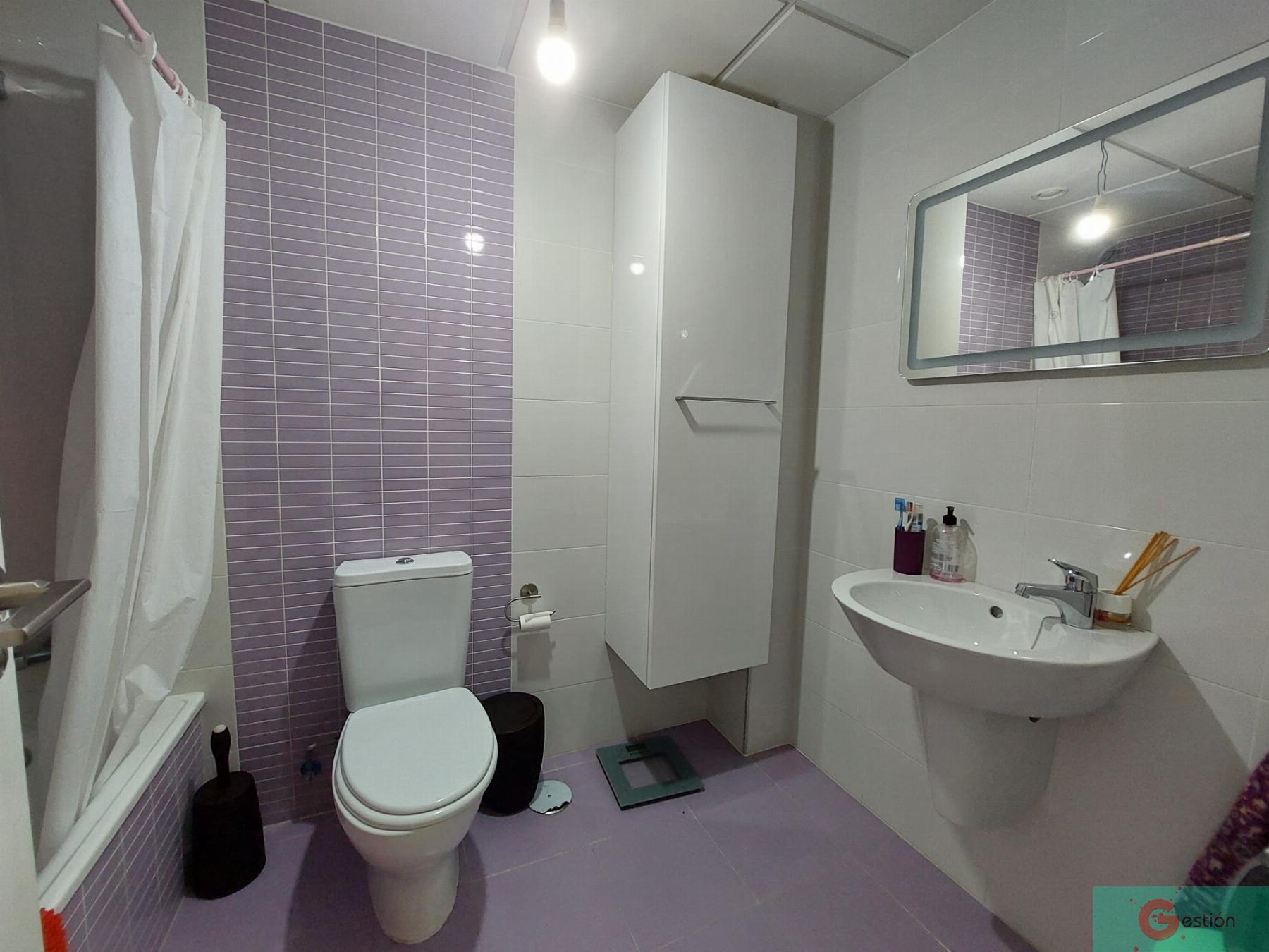 For sale of flat in Salobreña
