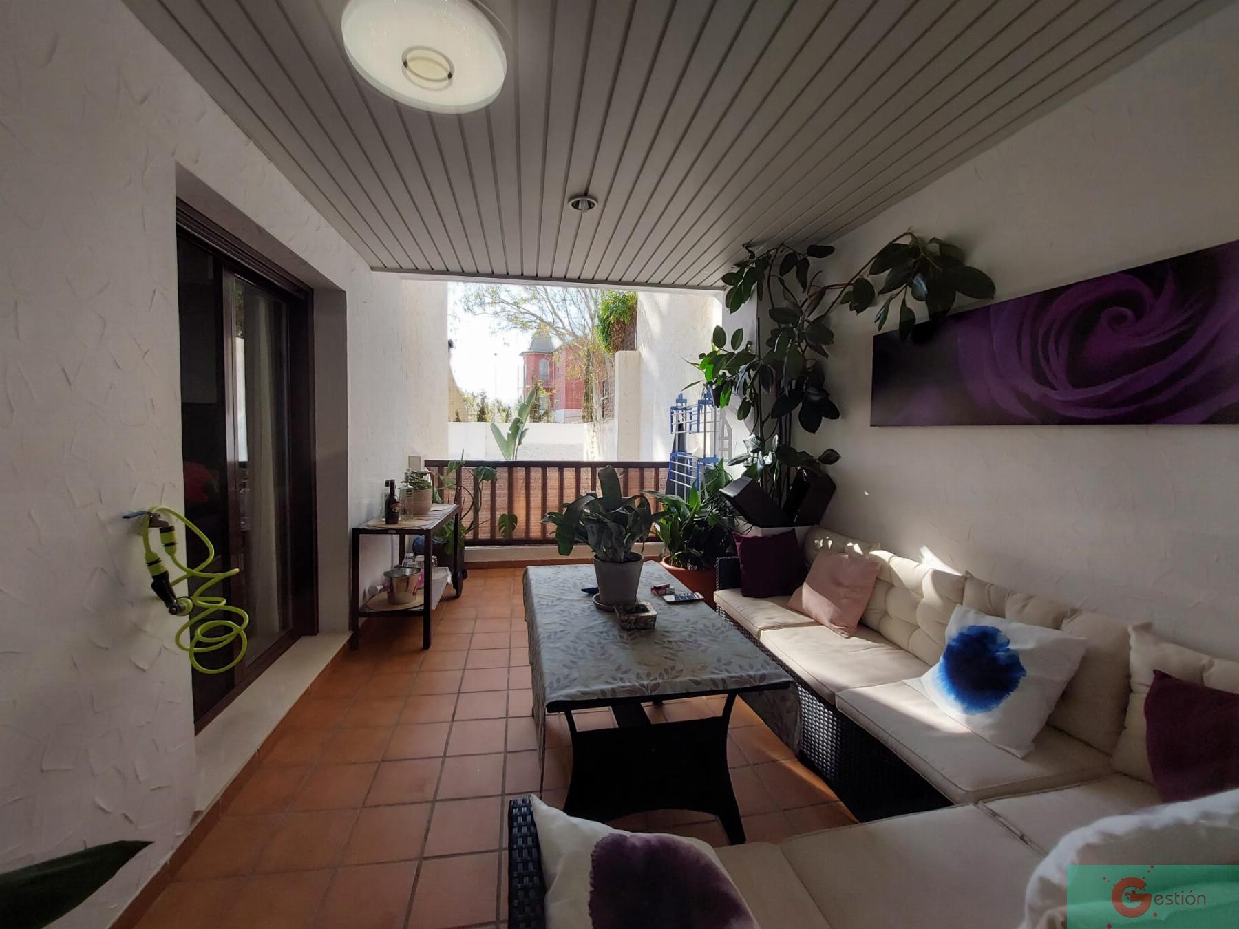 For sale of flat in Salobreña