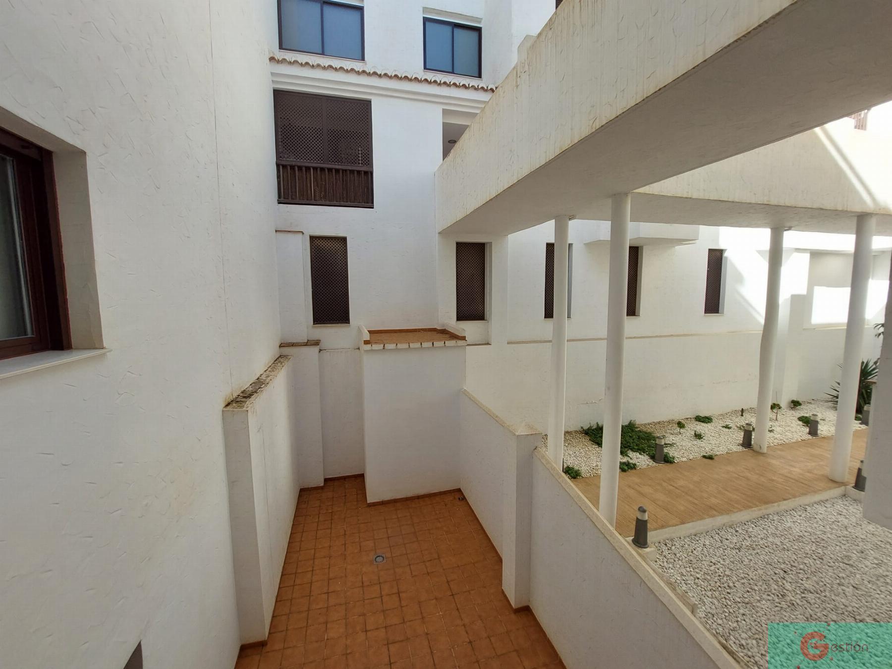 For sale of flat in Salobreña