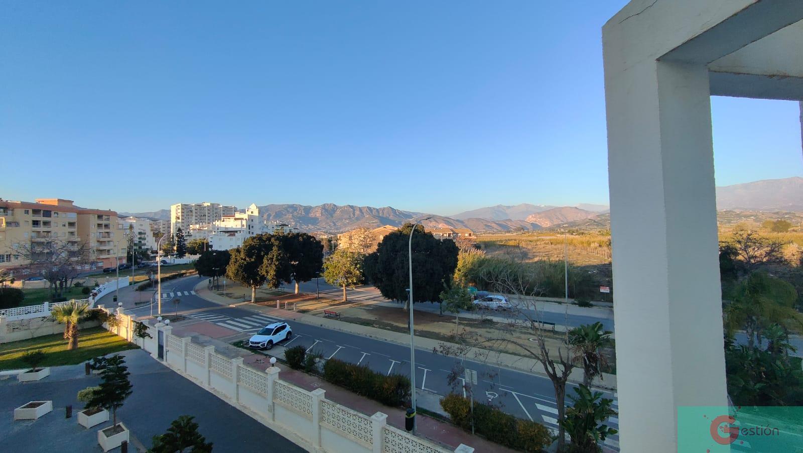 For sale of apartment in Salobreña