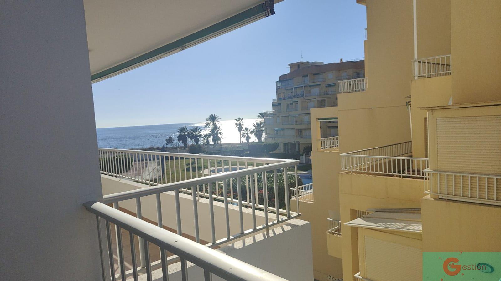 For sale of apartment in Salobreña