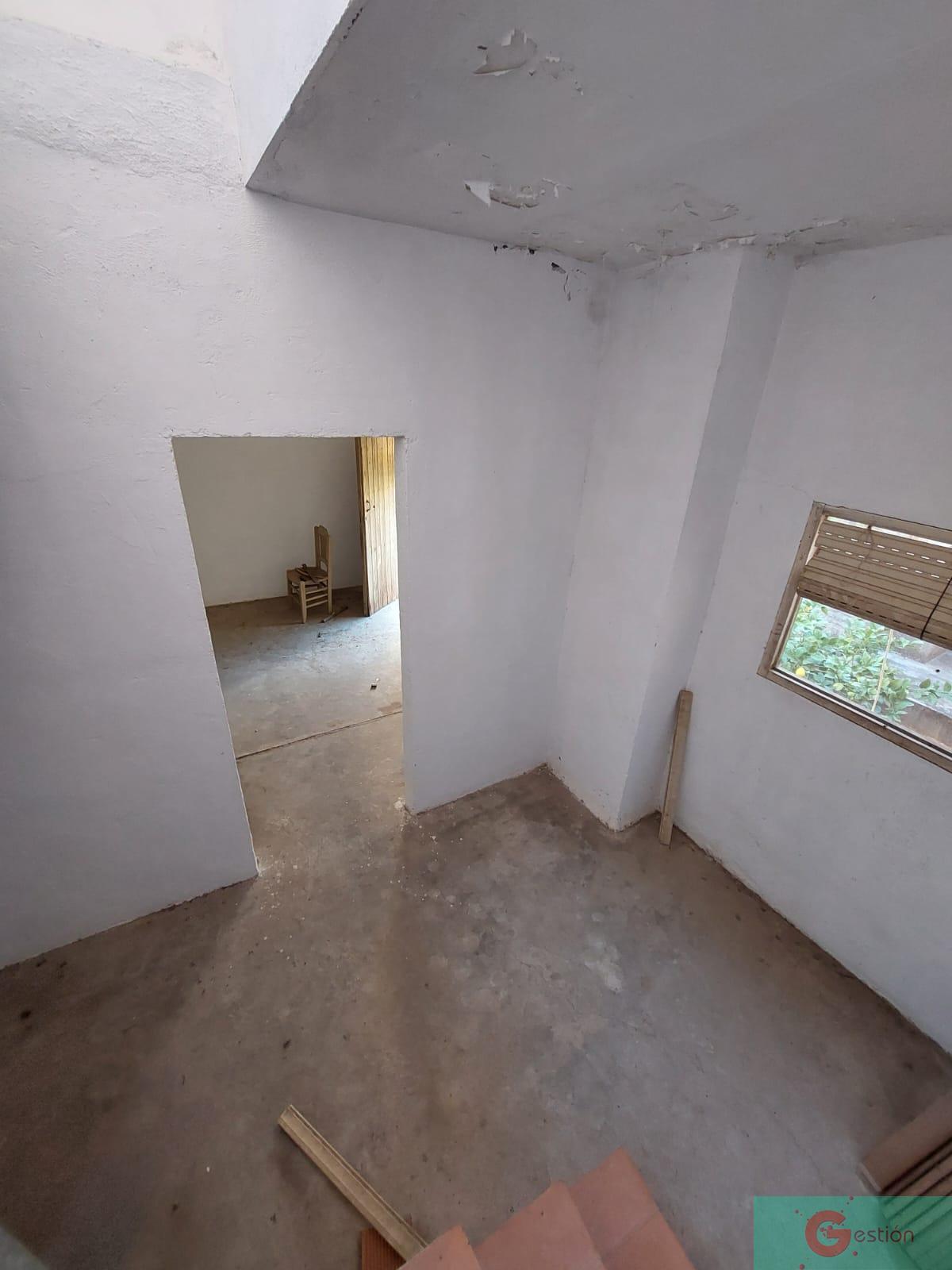 For sale of house in Vélez de Benaudalla