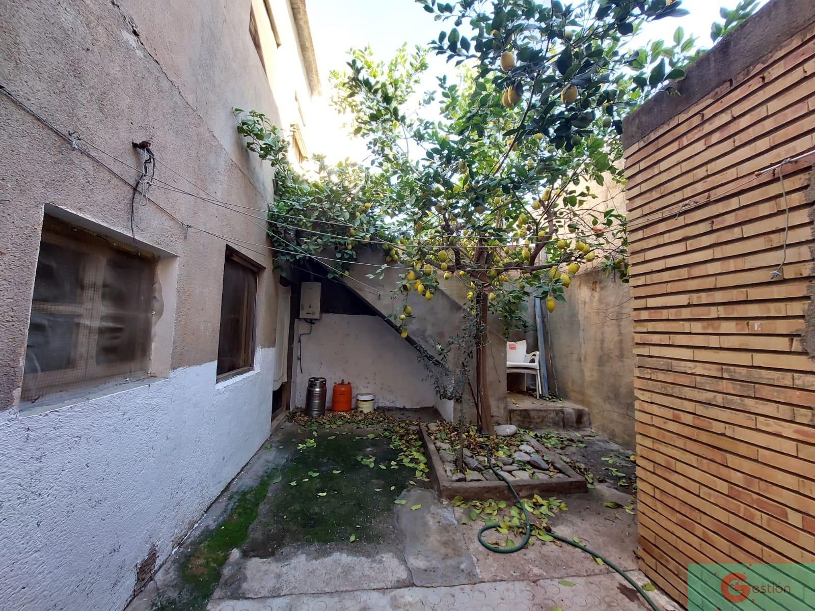 For sale of house in Vélez de Benaudalla