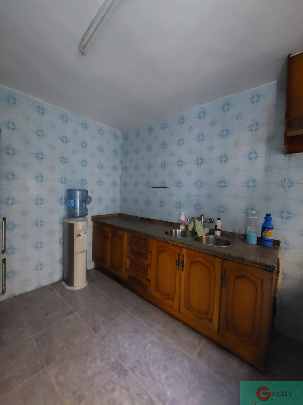 For sale of house in Vélez de Benaudalla