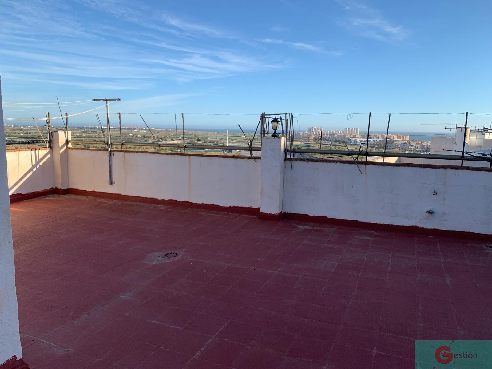 For sale of house in Salobreña