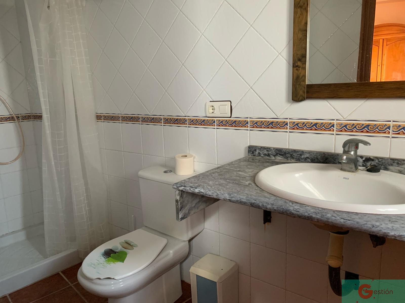 For sale of house in Salobreña