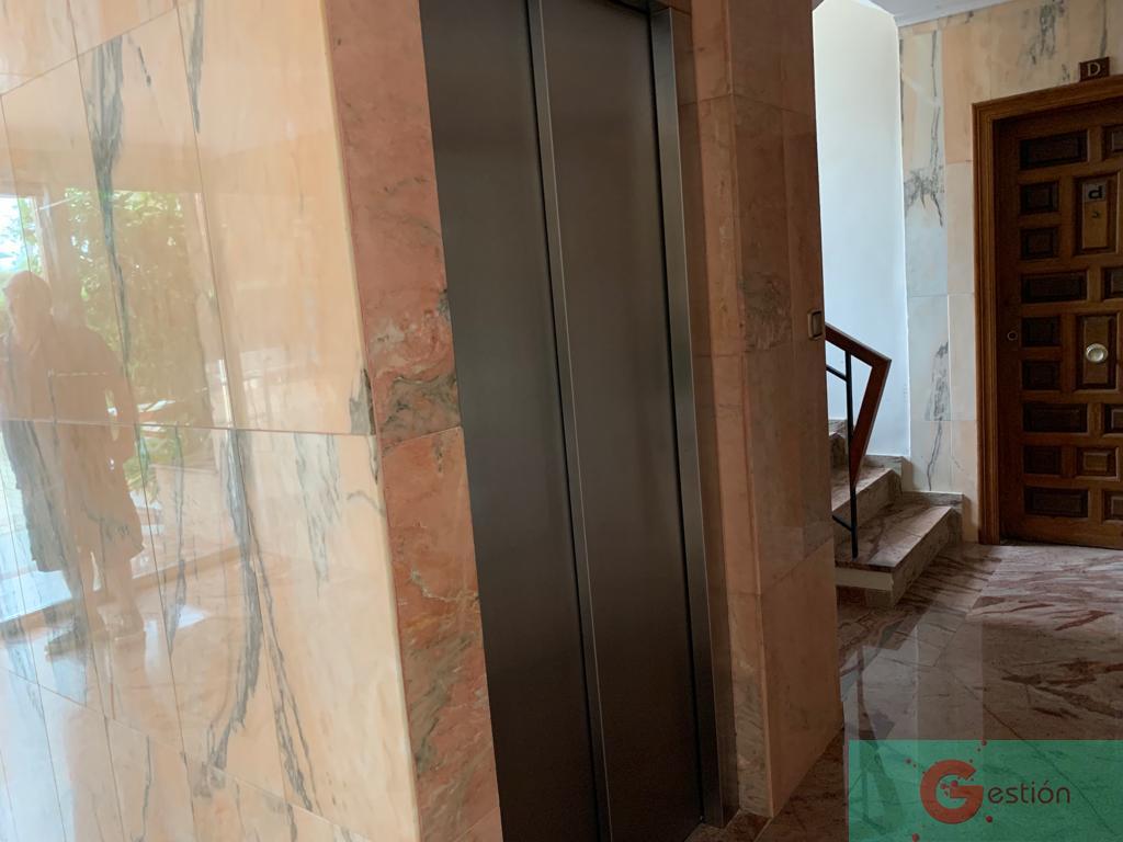 For sale of flat in Motril