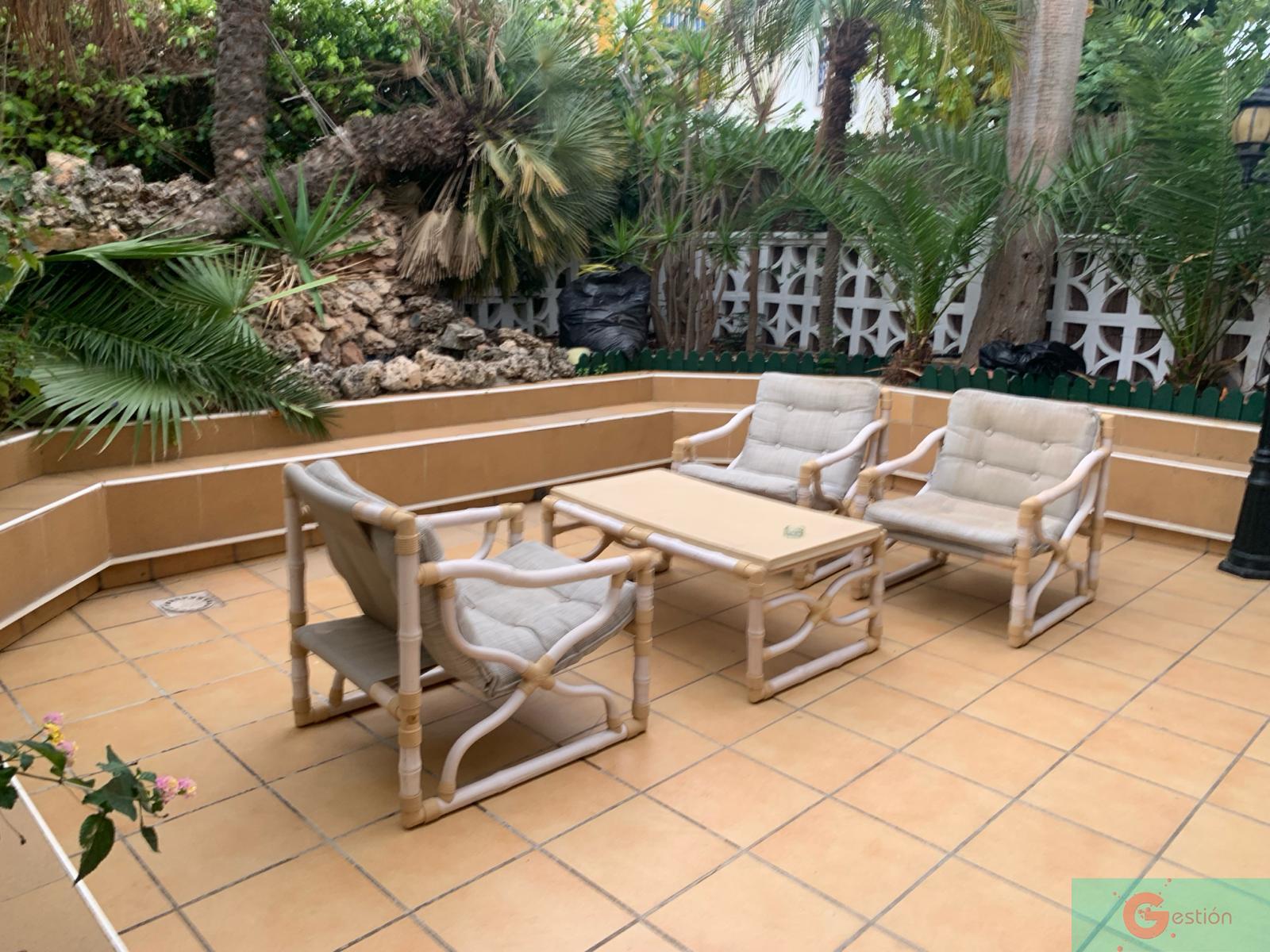 For sale of chalet in Salobreña