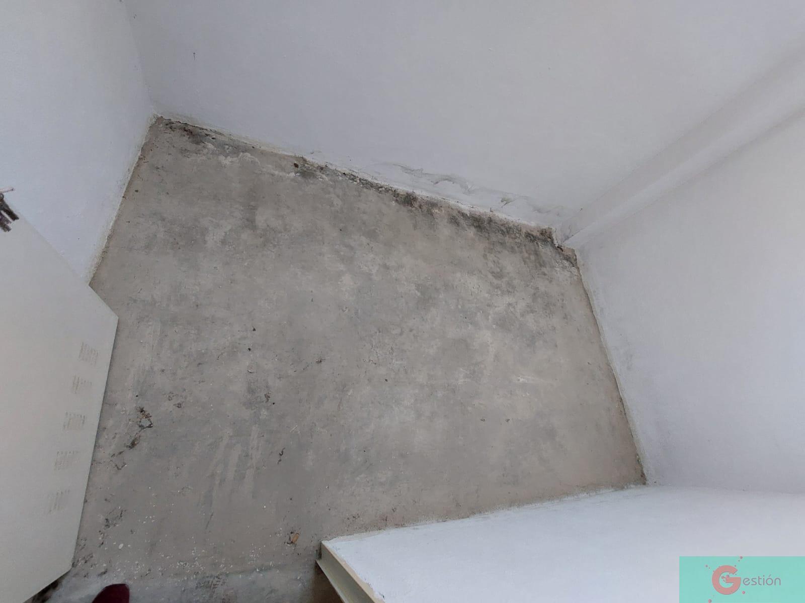 For sale of garage in Salobreña