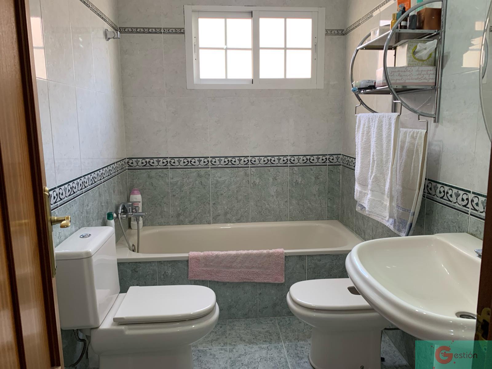 For sale of flat in Salobreña