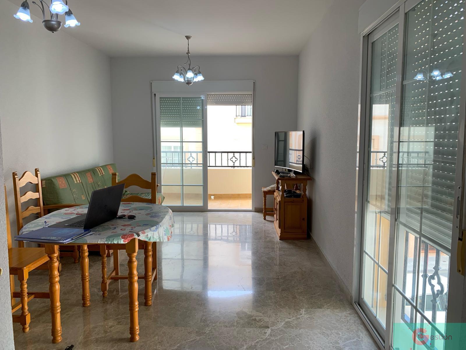 For sale of flat in Salobreña