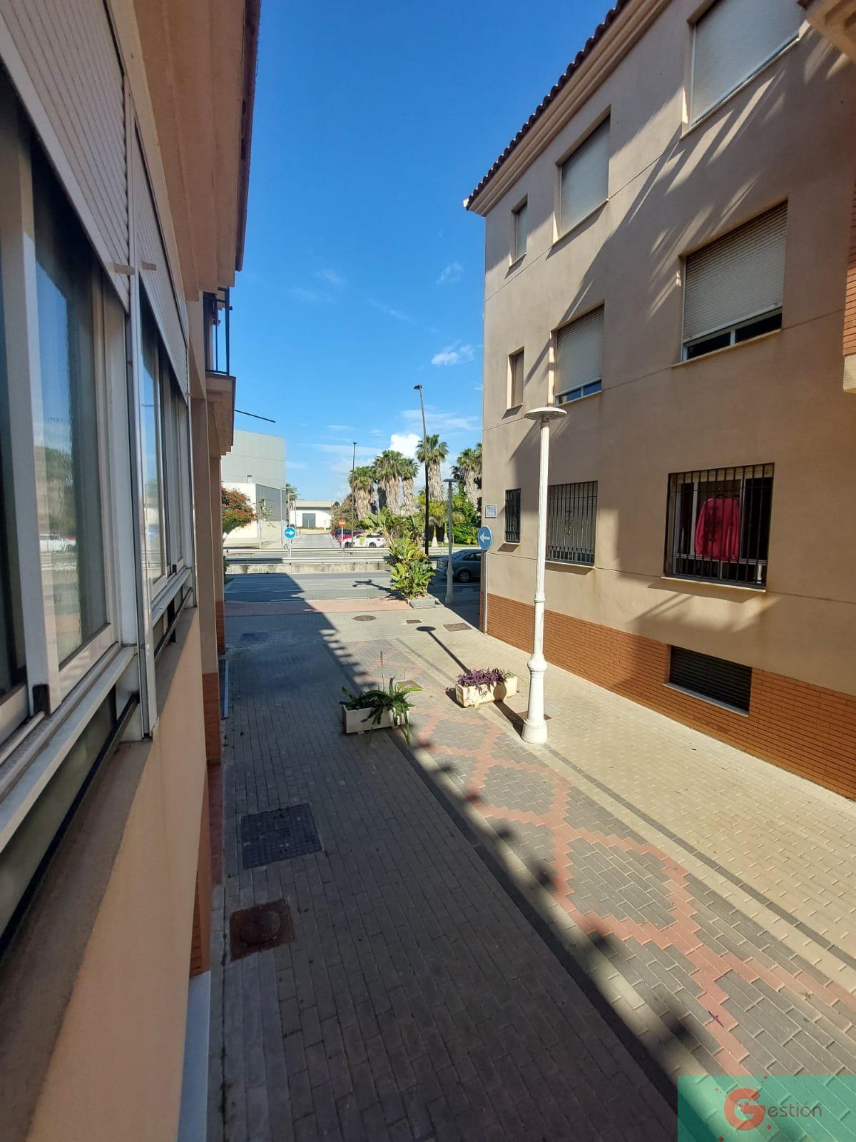 For sale of flat in Motril