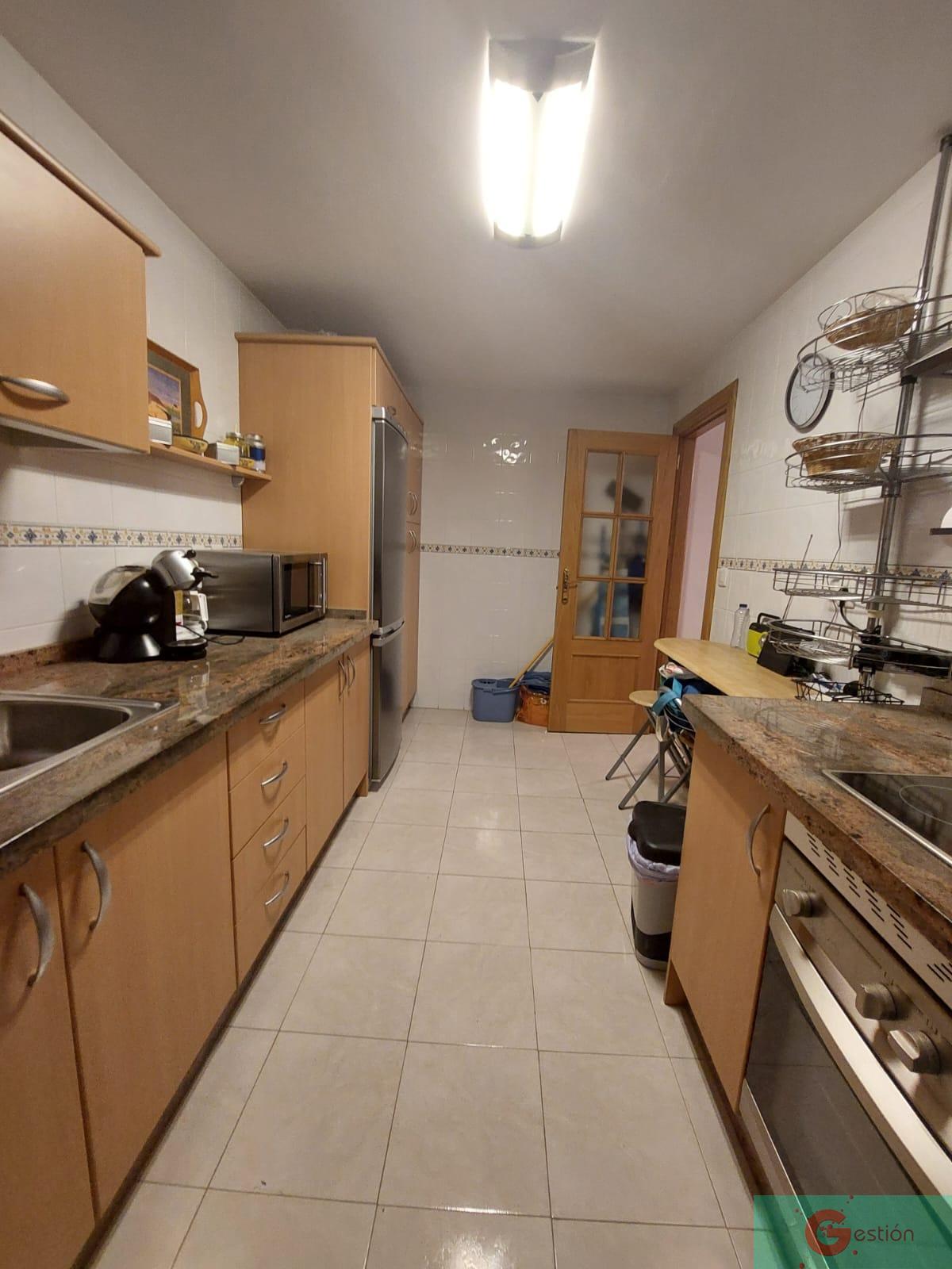 For sale of flat in Motril