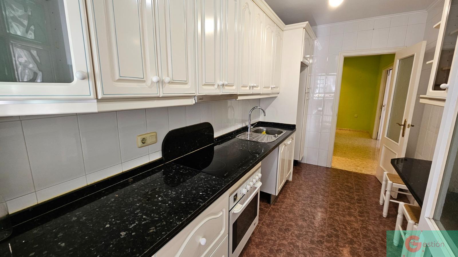 Venta de piso en Salobreña