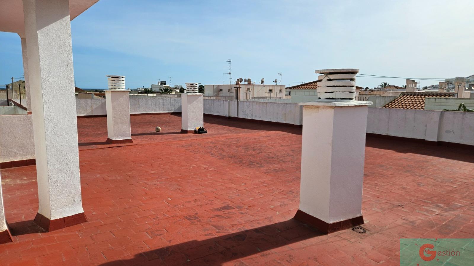 Venta de piso en Salobreña
