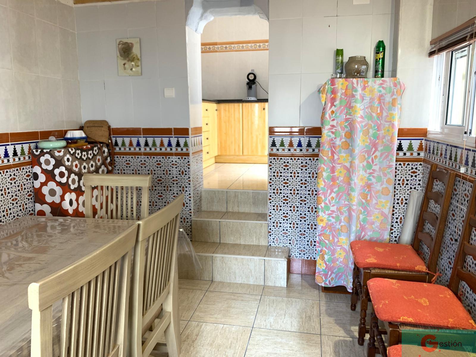 For sale of house in Salobreña