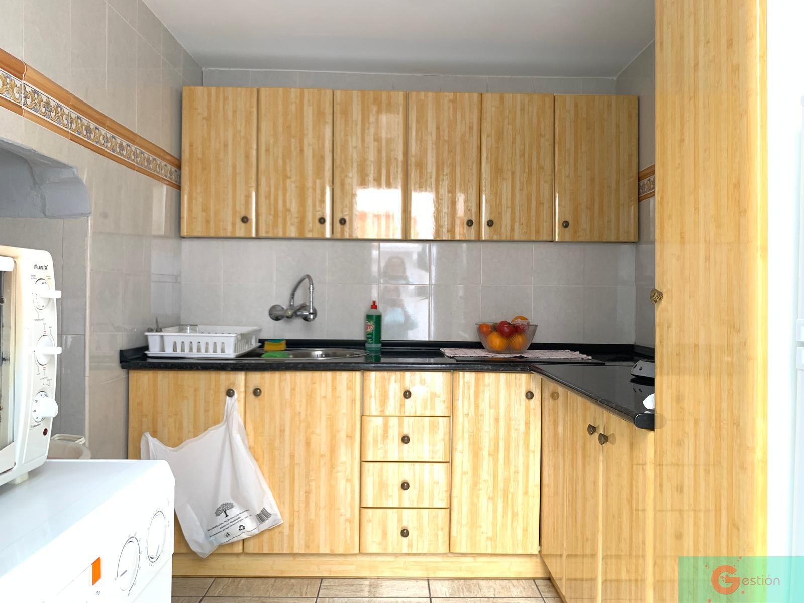 For sale of house in Salobreña