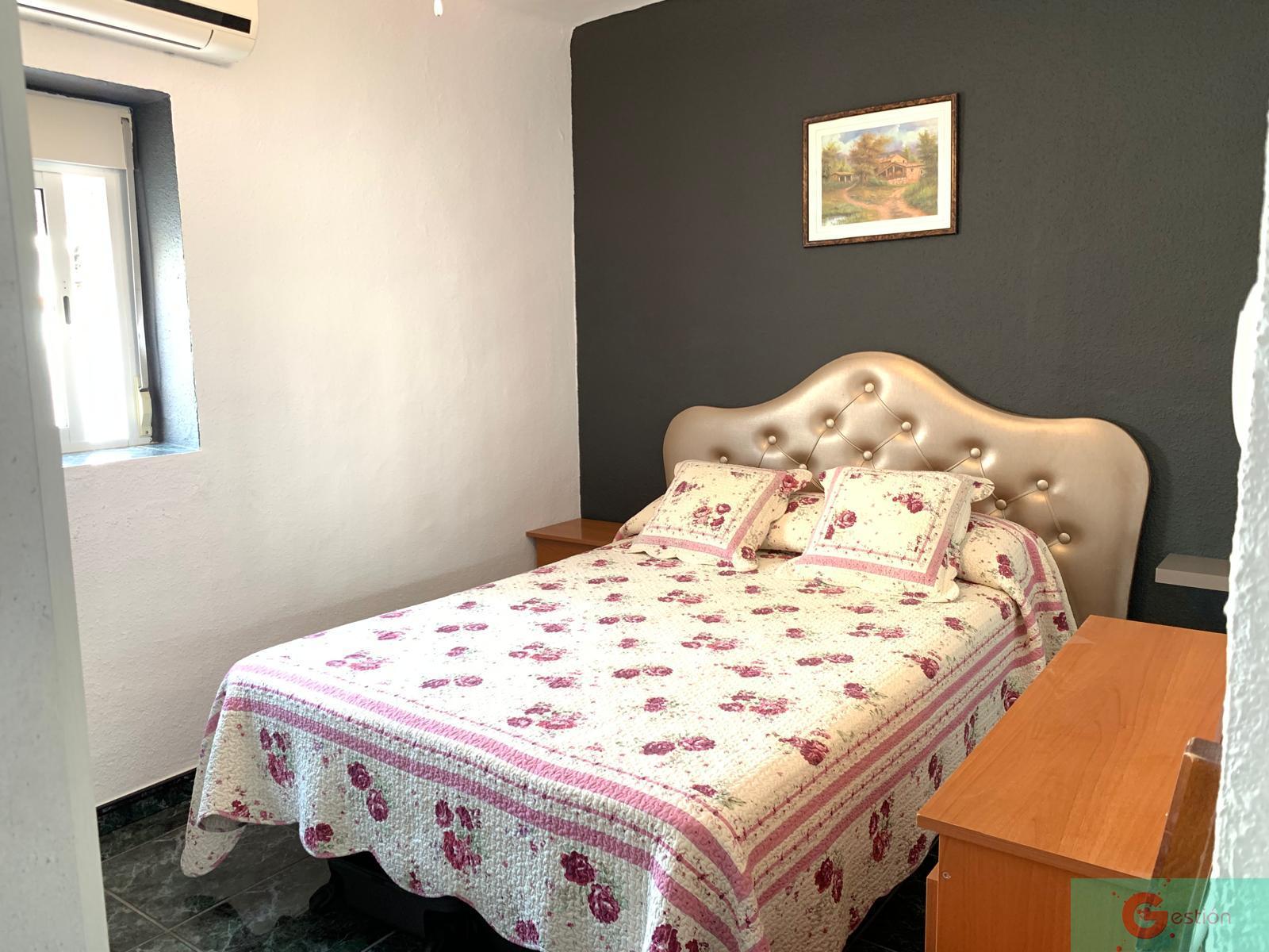 For sale of house in Salobreña