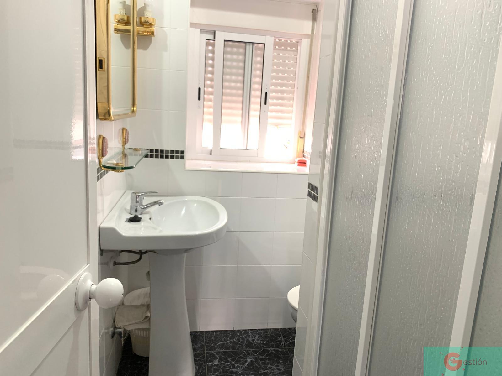 For sale of house in Salobreña