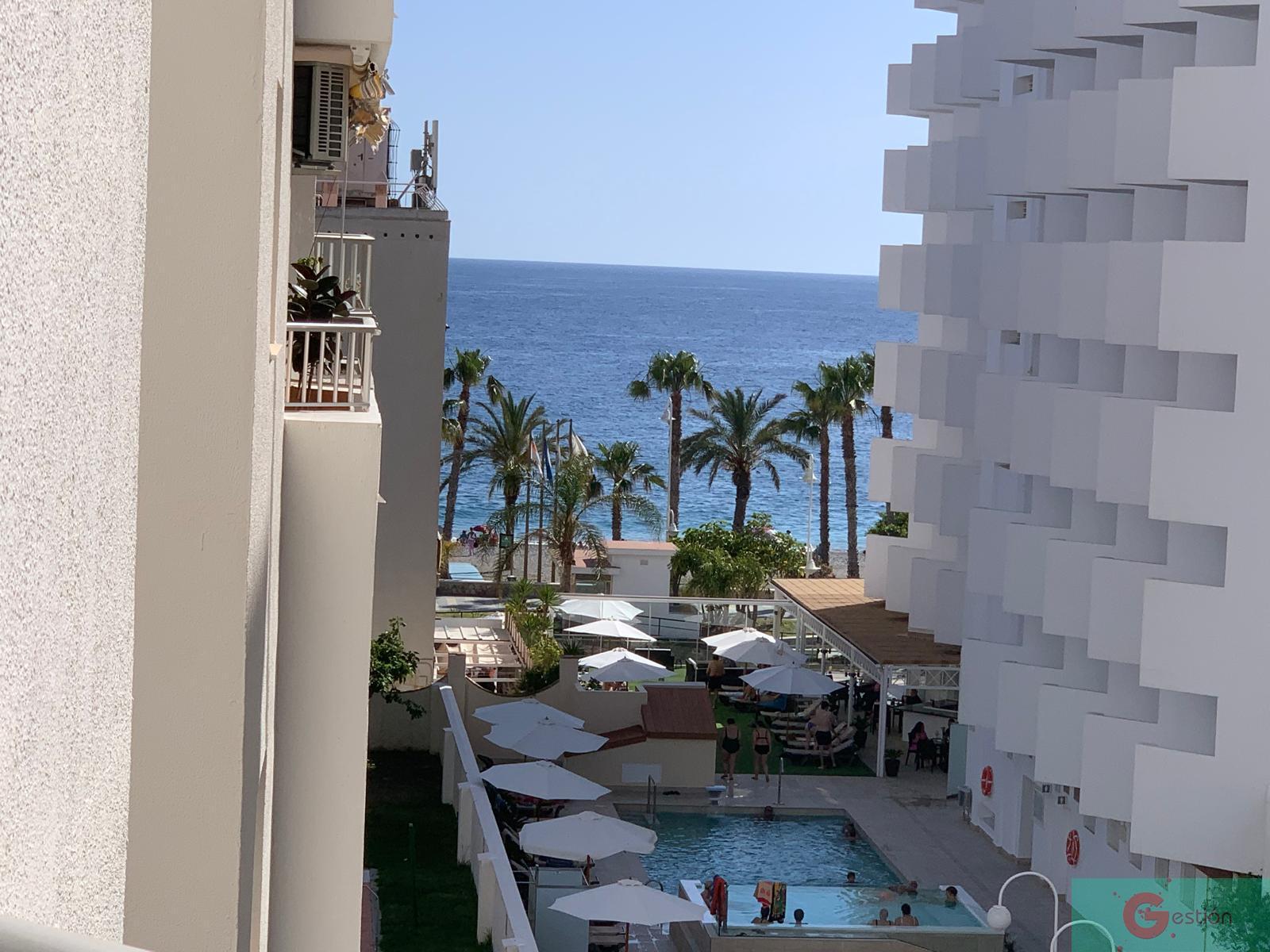 For sale of apartment in Almuñécar