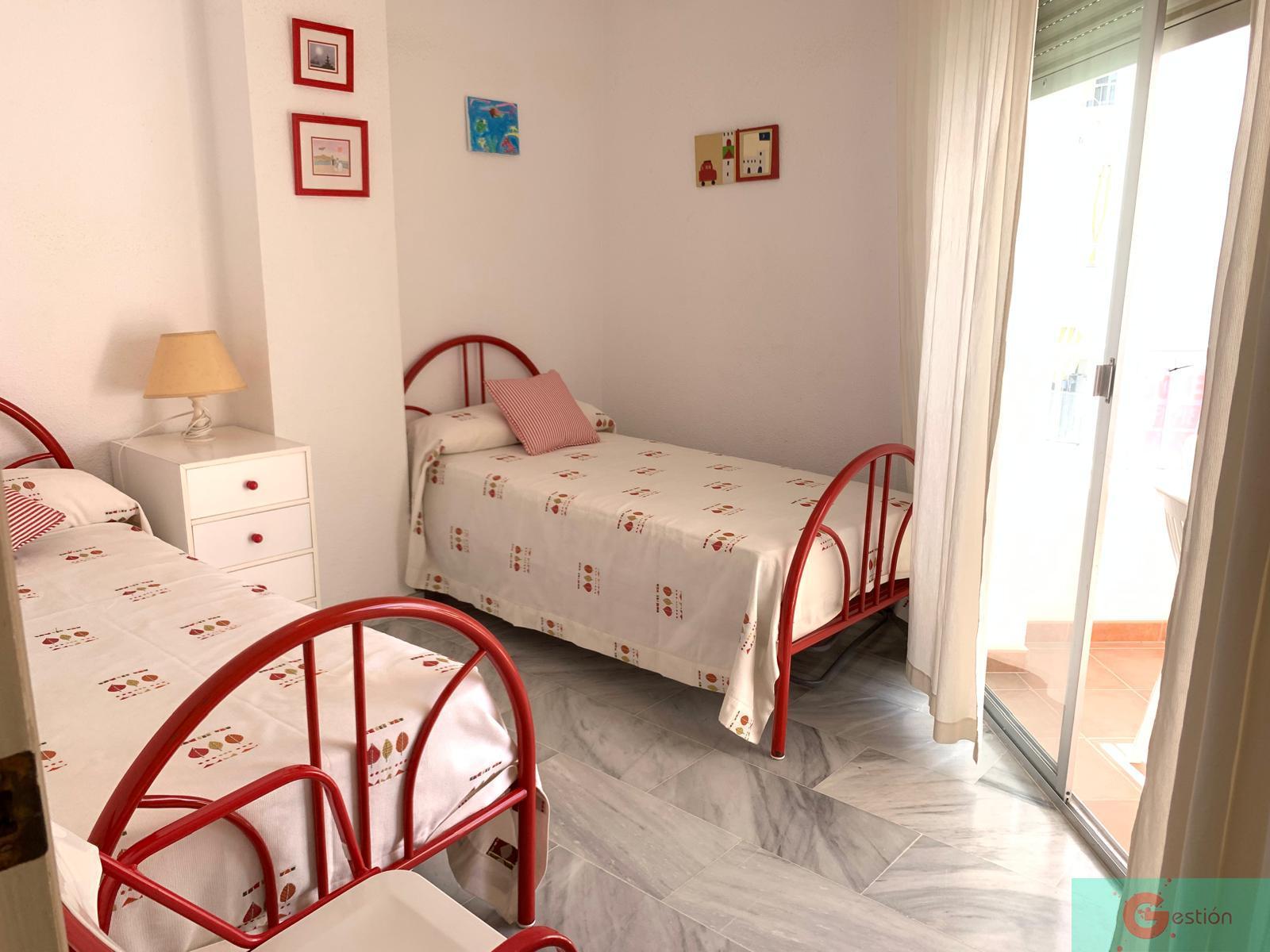For sale of apartment in Almuñécar