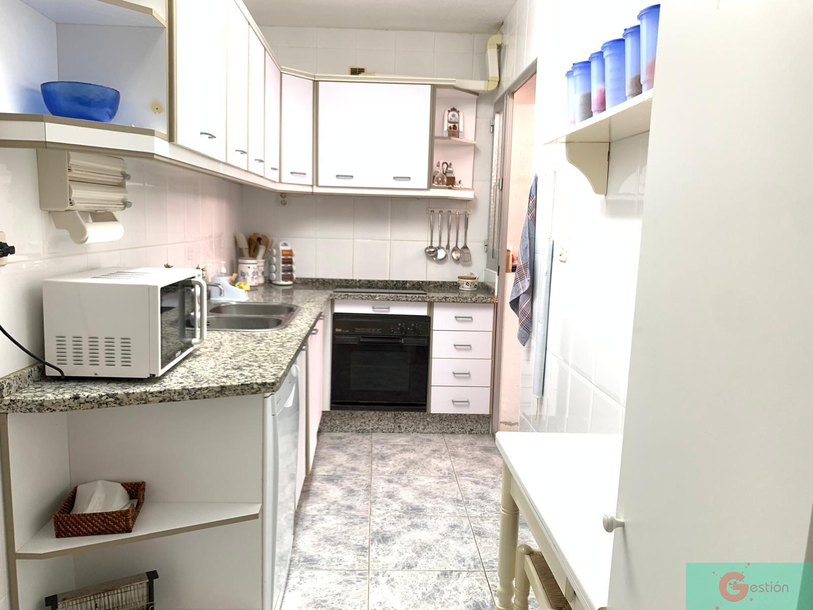 For sale of apartment in Almuñécar