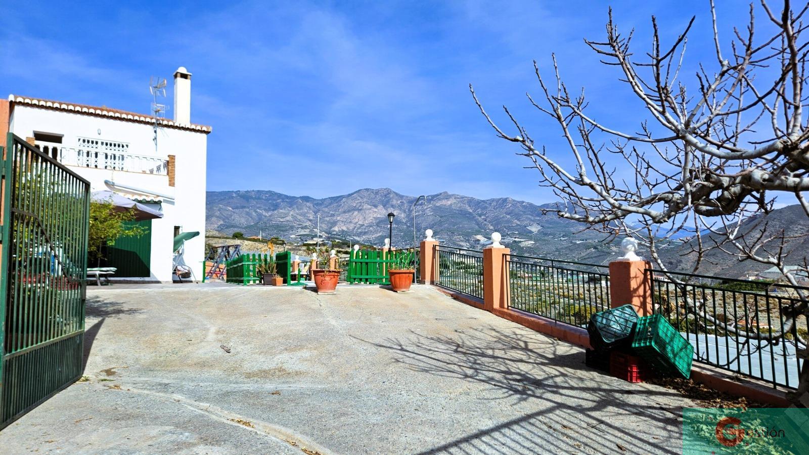 For sale of masia in Salobreña