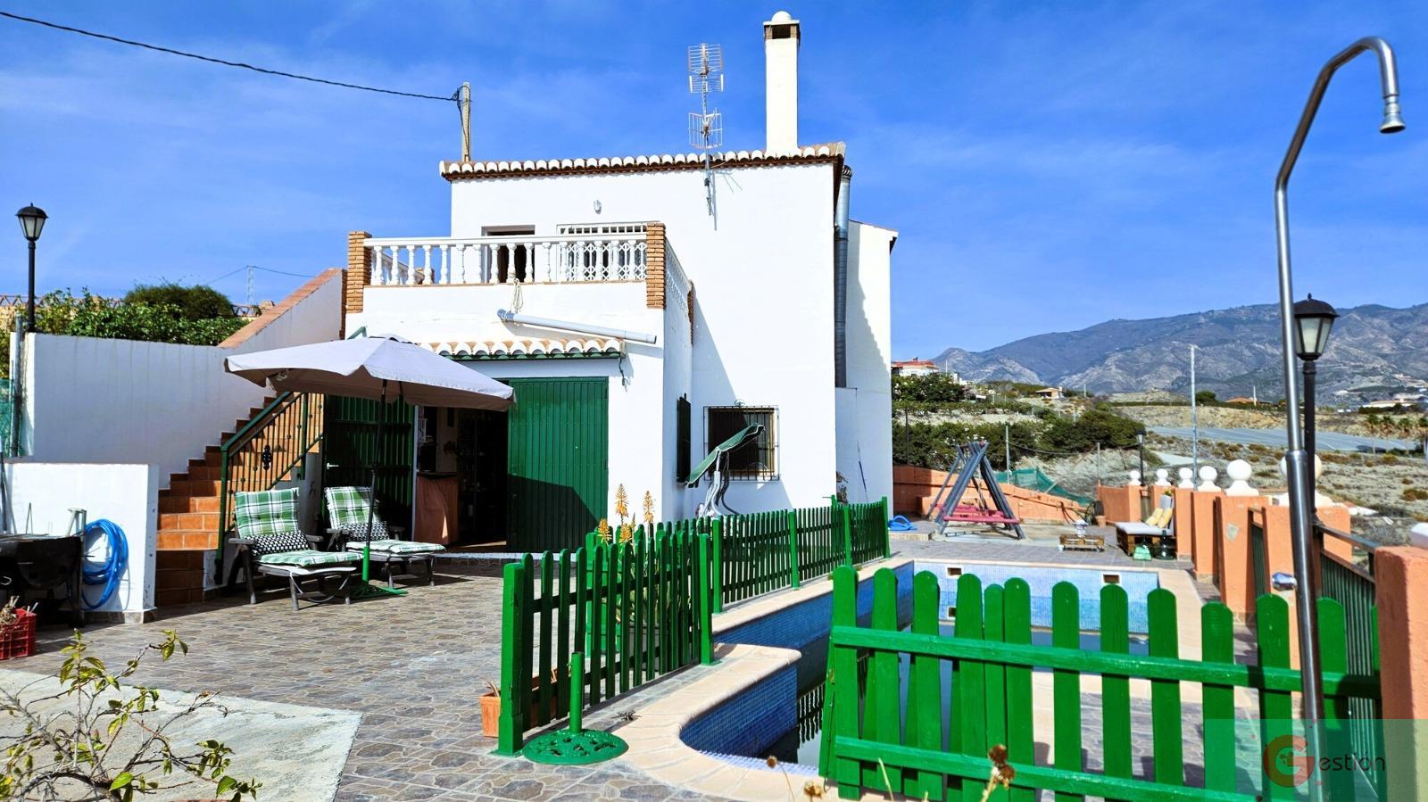 For sale of masia in Salobreña