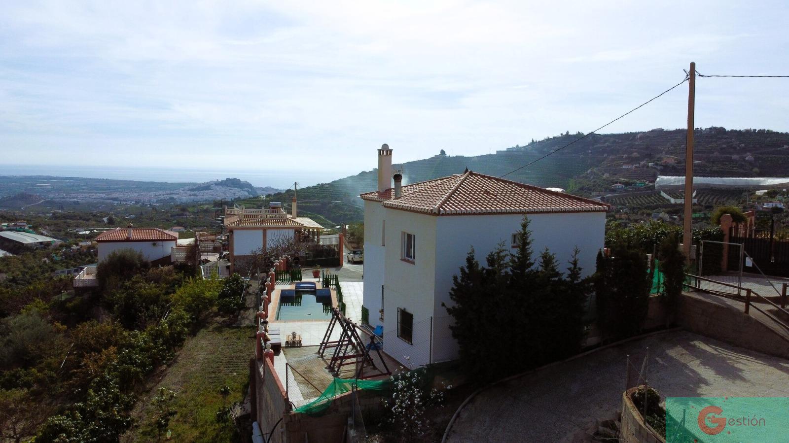 For sale of masia in Salobreña