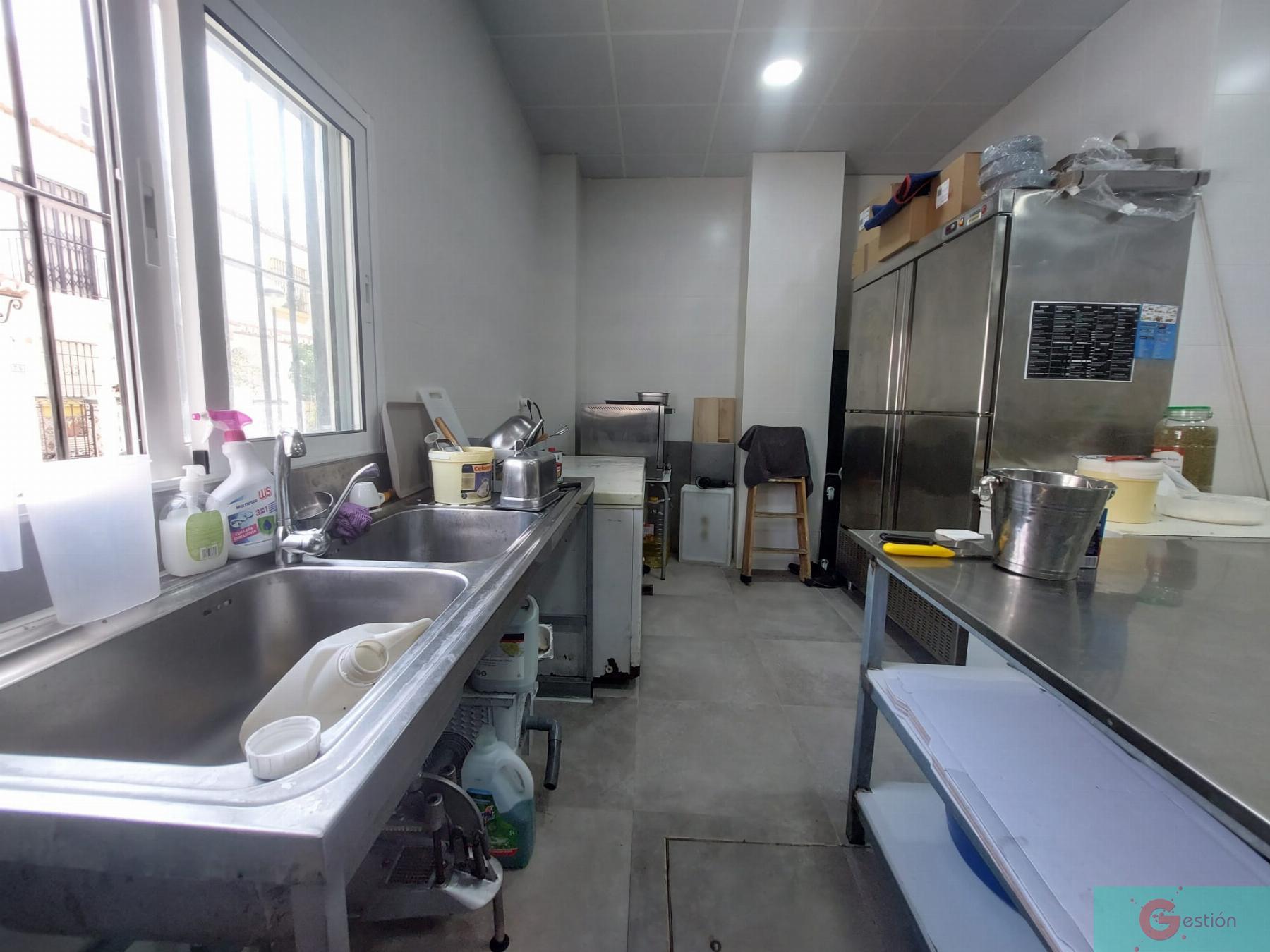 Venta de local comercial en Salobreña