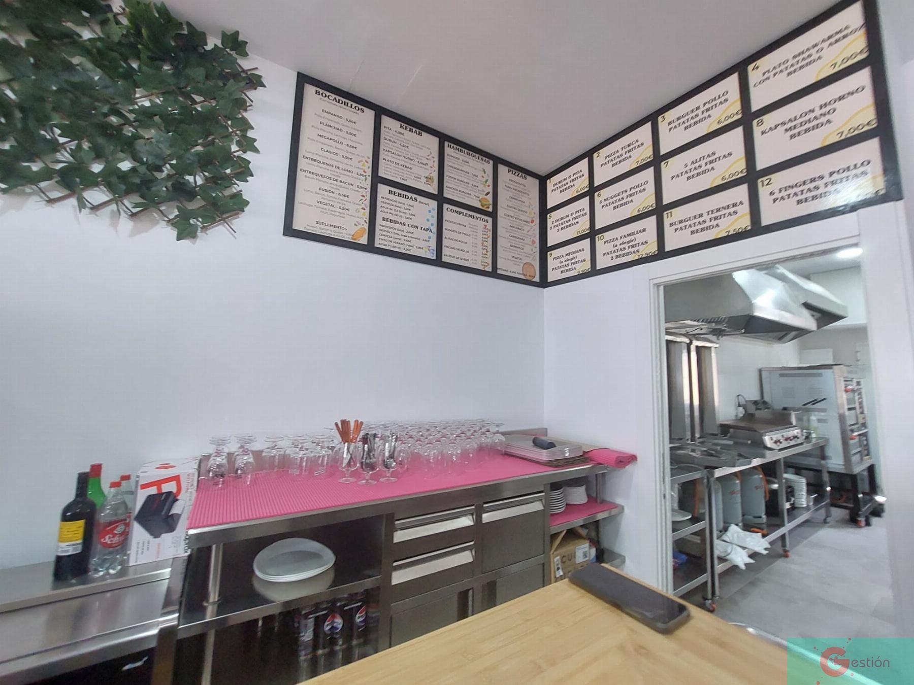 Venta de local comercial en Salobreña