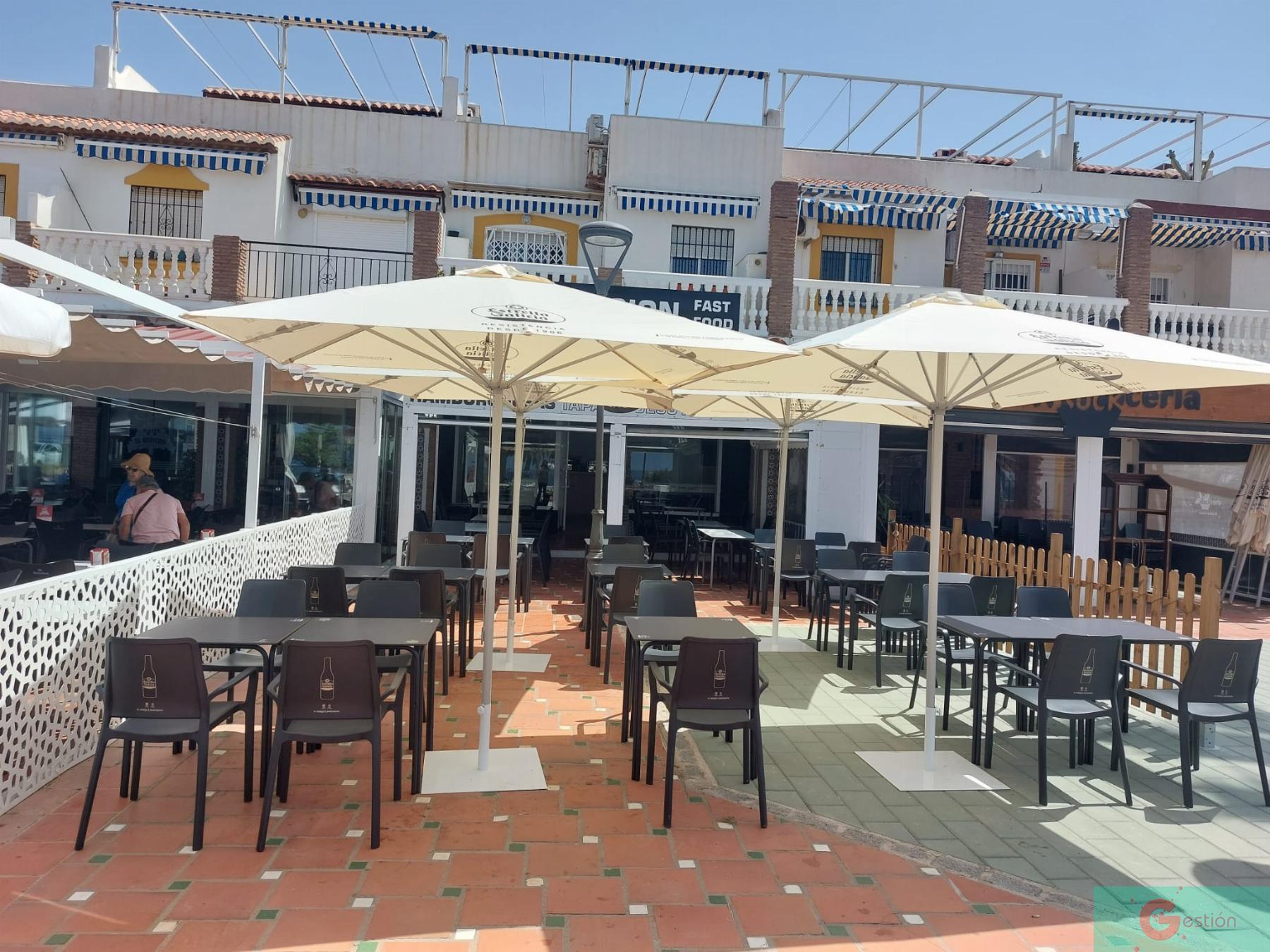 Venta de local comercial en Salobreña
