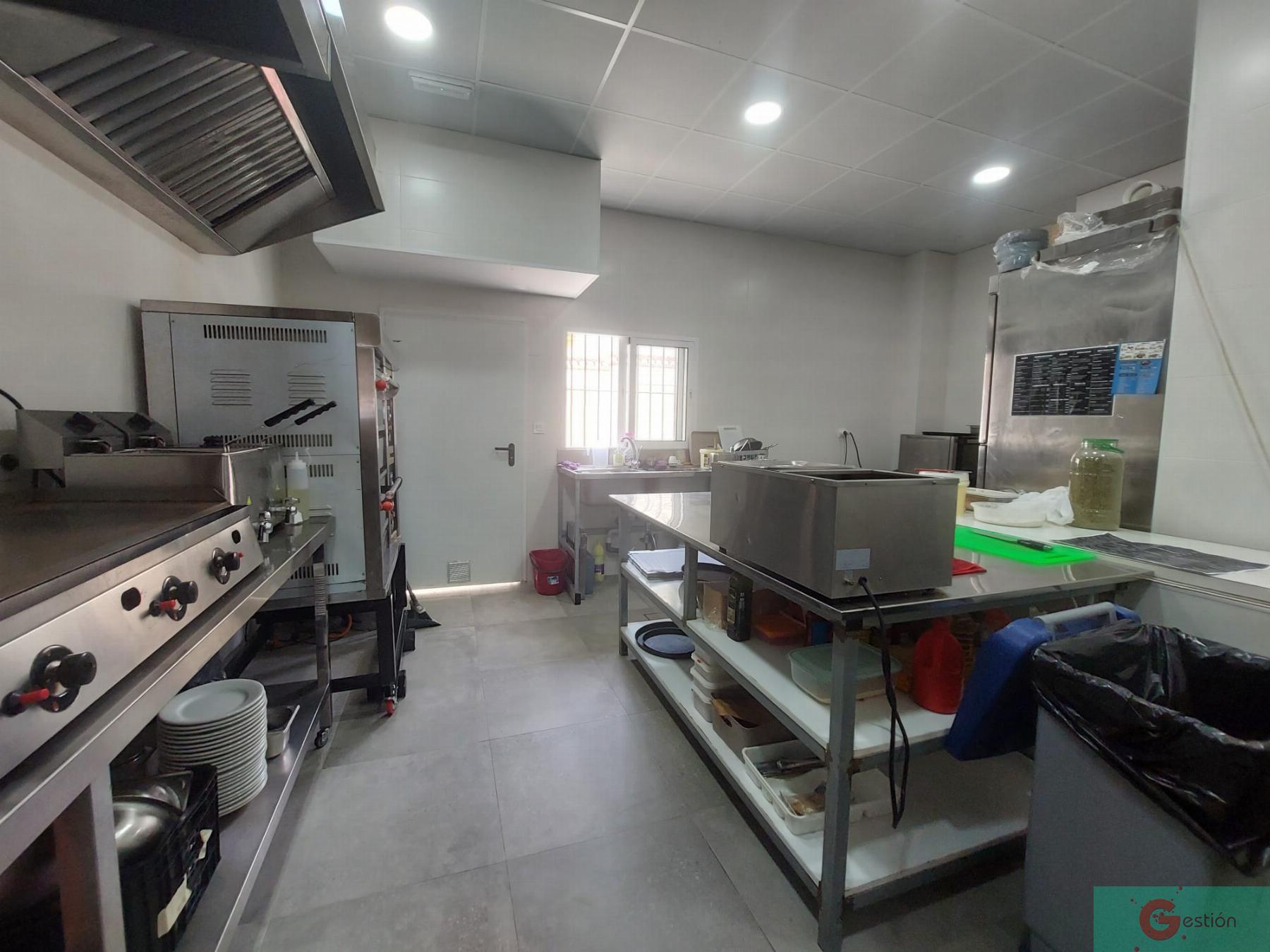 Venta de local comercial en Salobreña
